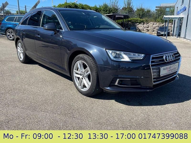 Blau Gebraucht 2017 Audi A4 Sport Kombi | 17.999 € (Guter Preis) - Bild 1/4