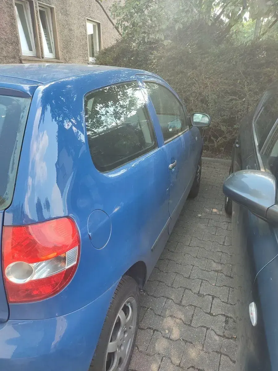 Gebraucht VW Fox 54 PS (39 kW) 2007 Blau Kleinwagen