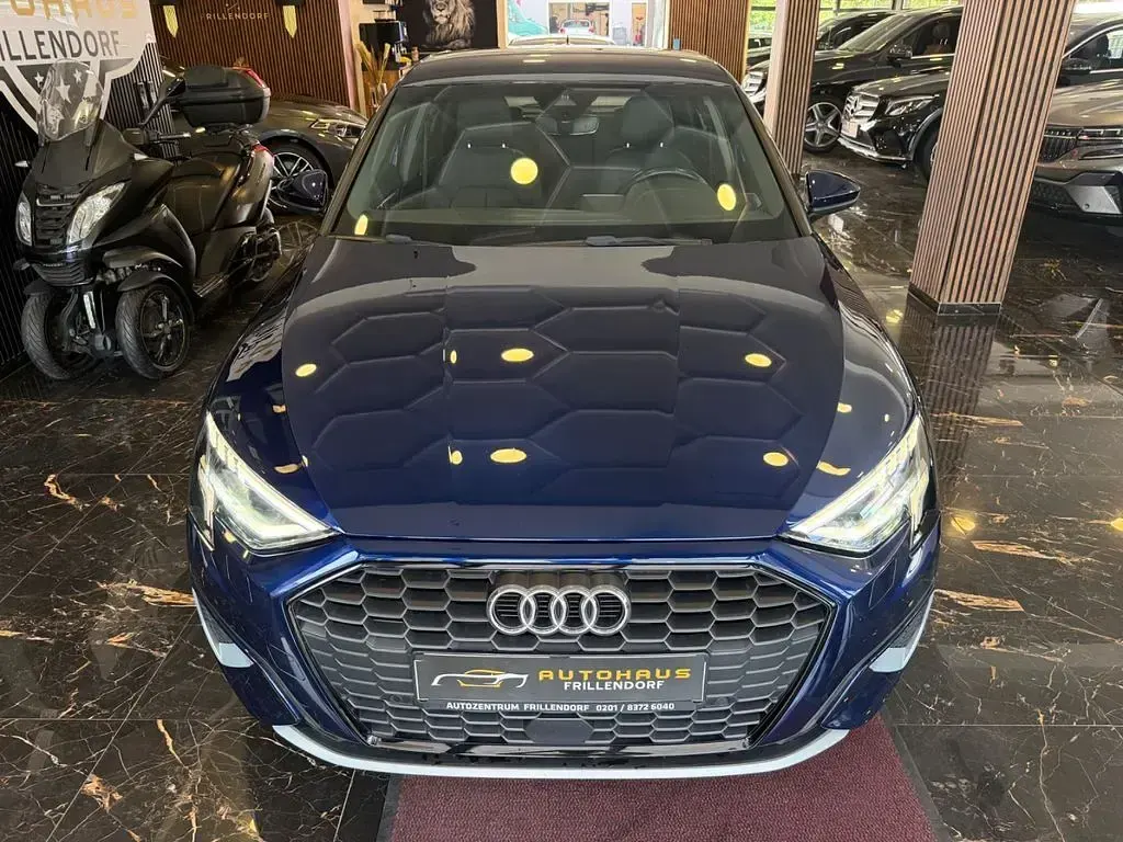 Gebraucht Audi A3 Sportback e-tron Advanced 150 PS (110 kW) 2020 Blau Kleinwagen