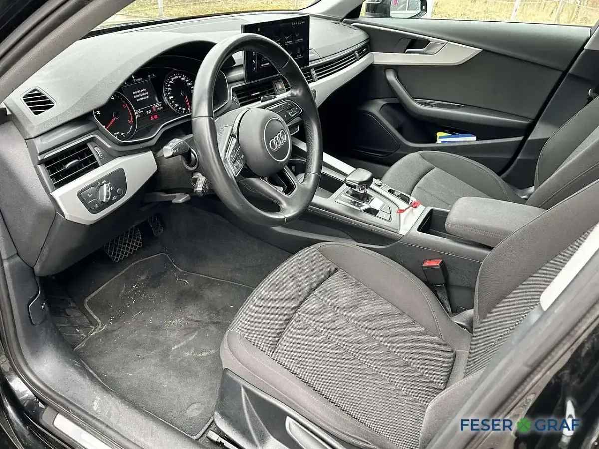 Second-hand Audi A4 136 CP (100 kW) 2022 Negru Break