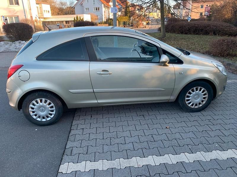 Gebraucht Opel Corsa 80 PS (58 kW) 2006 Gold Kleinwagen