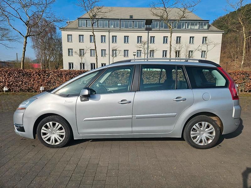 Gebraucht Citroën Grand C4 Picasso 120 PS (88 kW) 2010 Silber Van / Kleinbus