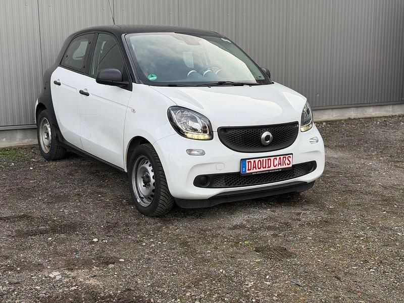 Gebraucht Smart ForFour Basis 71 PS (52 kW) 2019 Schwarz Kleinwagen