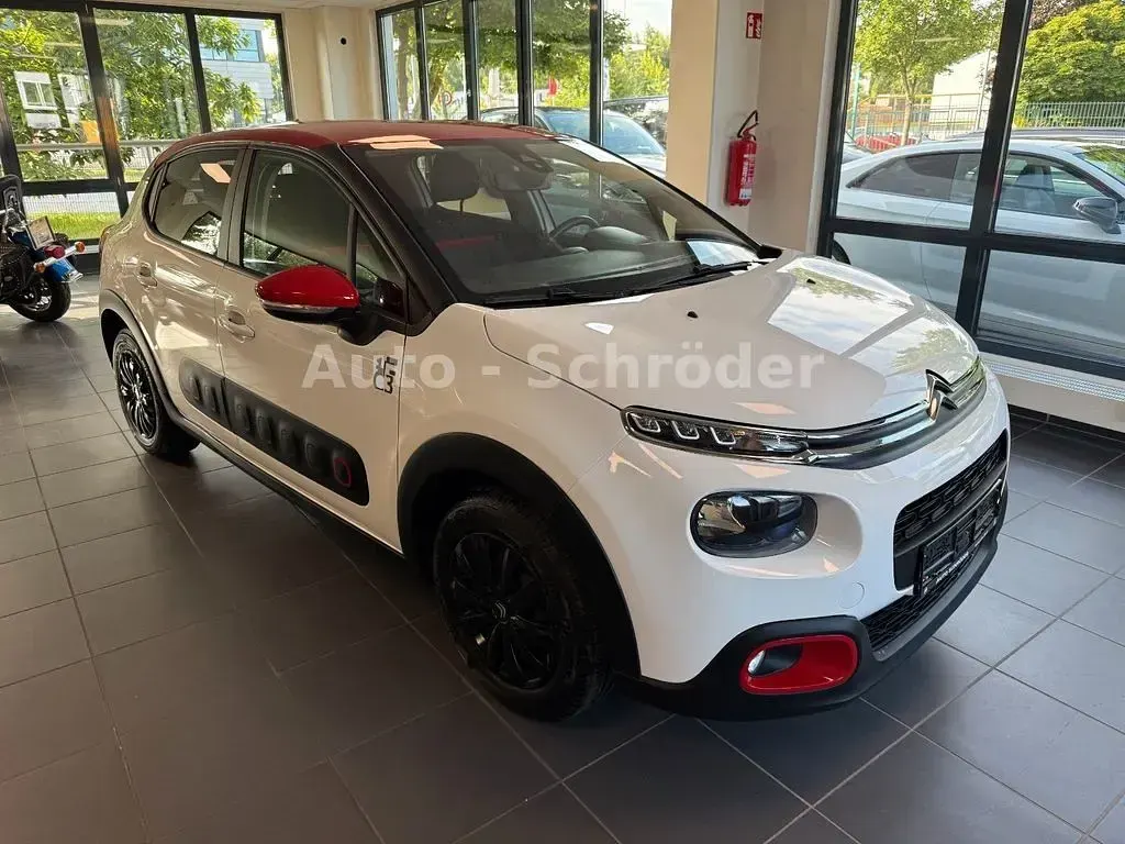 Gebraucht Citroën C3 Feel 82 PS (60 kW) 2019 Lack weiss banquise/deckende l Kleinwagen