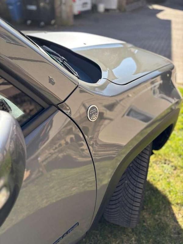 Gebraucht Jeep Renegade Trailhawk 179 PS (131 kW) 2022 Grau SUV