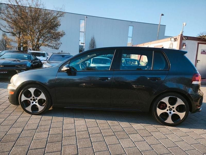 Gebraucht VW Golf VI GTI 211 PS (155 kW) 2010 Schwarz Kleinwagen
