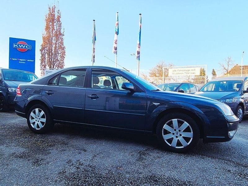 Gebraucht Ford Mondeo 125 PS (91 kW) 2007 Silber Limousine