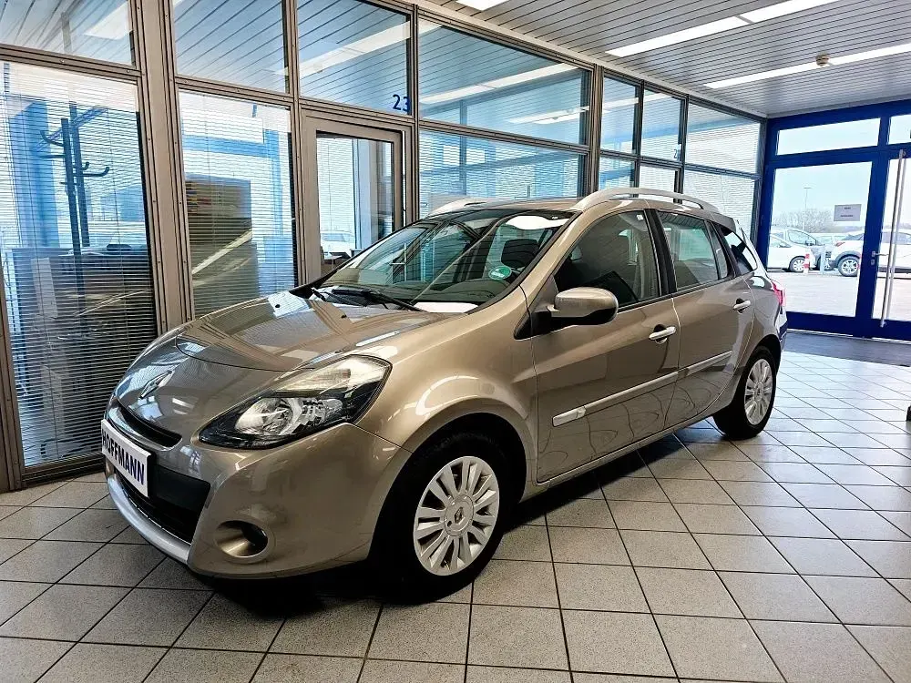 Gebraucht Renault Clio II Dynamique 103 PS (75 kW) 2011 Braun Limousine