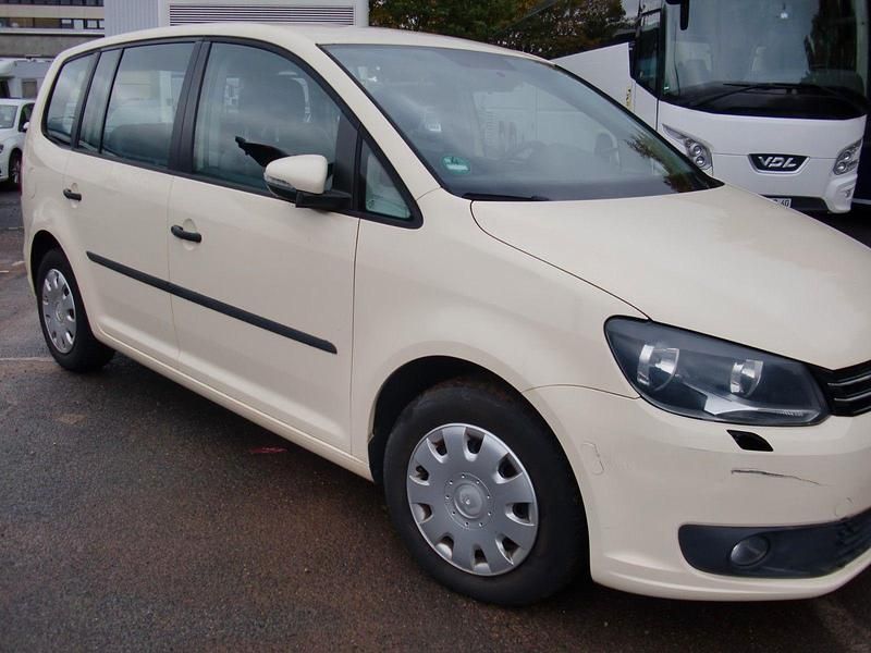 Silber Gebraucht 2009 VW Touran Highline Van / Kleinbus | 1.699 € (Guter Preis) - Bild 1/4
