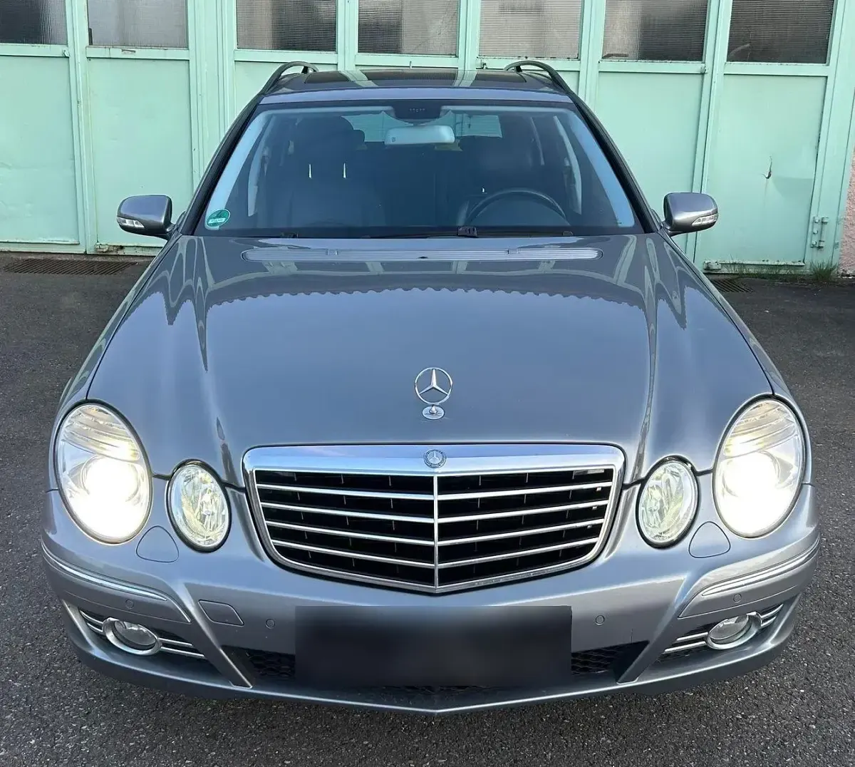 Gebraucht Mercedes E280 190 PS (139 kW) 2009 Grau Kombi