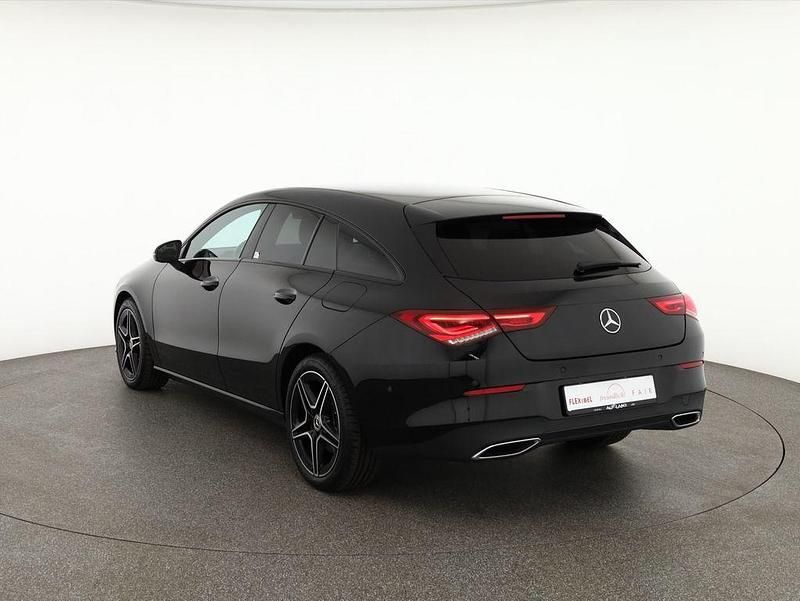 Gebraucht Mercedes CLA200 150 PS (110 kW) 2020 Kosmosschwarz  metalliclack Kombi