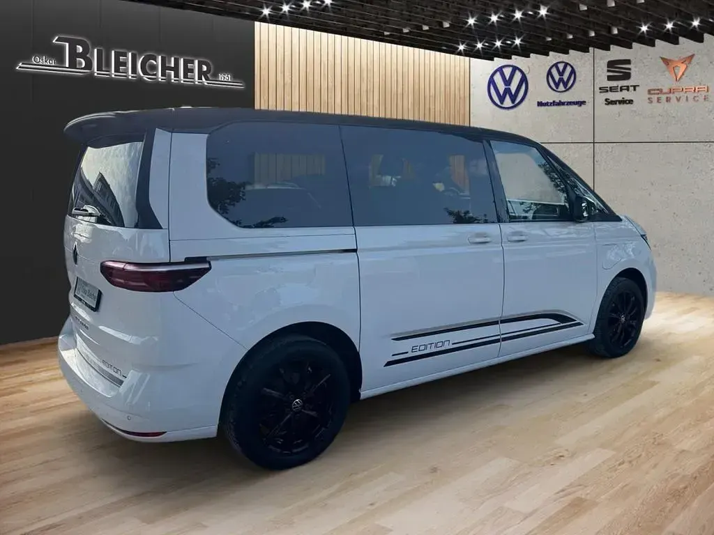 Gebraucht VW Multivan Edition 218 PS (160 kW) 2022 Weiss Van / Kleinbus