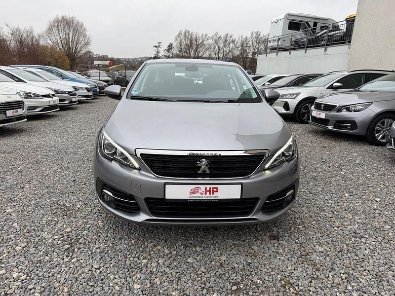 Gebraucht Peugeot 308 SW Active 131 PS (96 kW) 2021 Grau Kombi