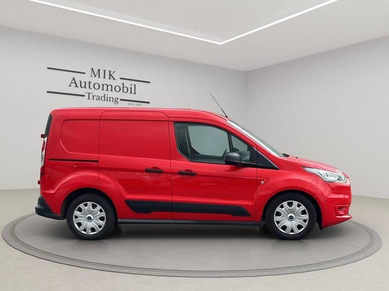 Second-hand Ford Transit Connect 120 CP (88 kW) 2019 Roșu Monovolum