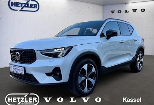 Gebraucht Volvo XC40 Plus 163 PS (119 kW) 2024 Weiß SUV