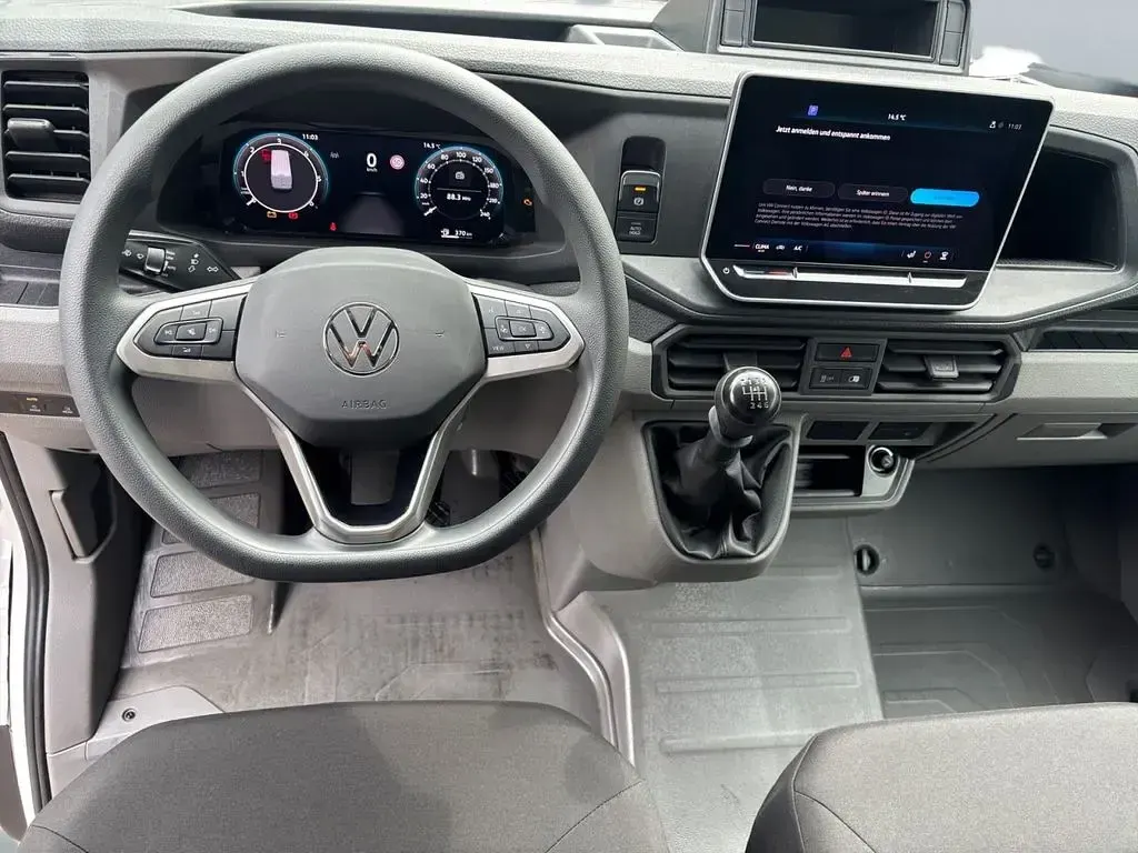 Gebraucht VW Crafter 177 PS (130 kW) 2025 Weiss Van