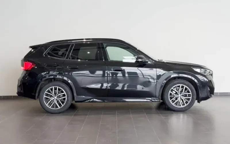 Gebraucht BMW X1 Luxury Line 170 PS (125 kW) 2022 Schwarz SUV