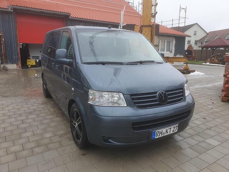 Grau Gebraucht 2005 VW Shuttle Van / Kleinbus | 9.500 € - Bild 1/4