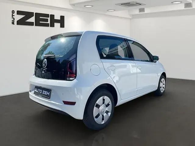 Second-hand VW up! 65 CP (47 kW) 2022 Alb Hatchback
