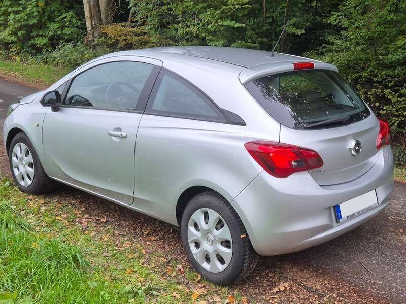 Silber Gebraucht 2018 Opel Corsa Selection Limousine | 6.850 € (Guter Preis) - Bild 1/4