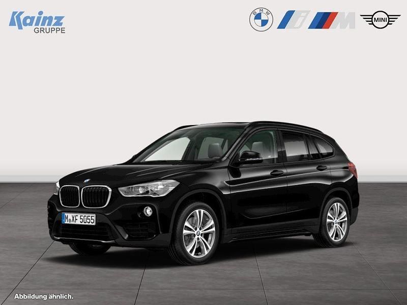 Schwarz Gebraucht 2018 BMW X1 Sport Line SUV | 22.490 € (Fairer Preis) - Bild 1/4