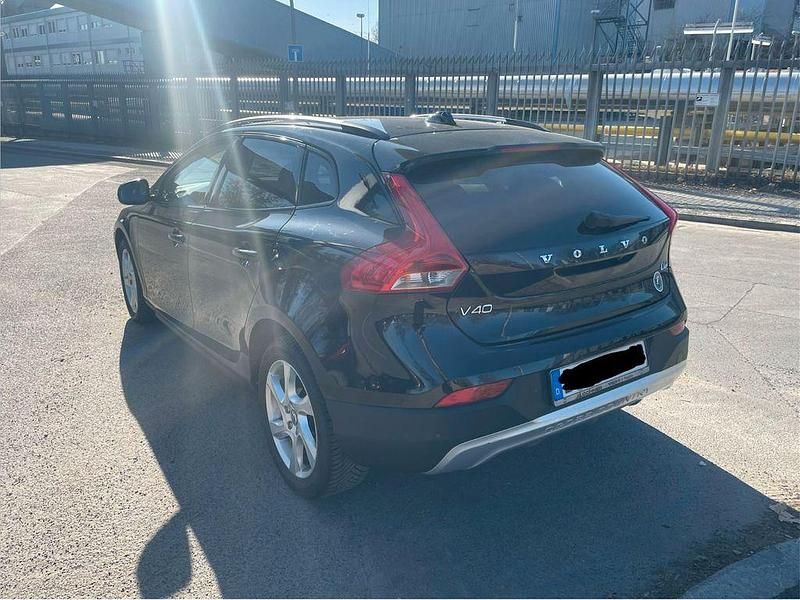 Gebraucht Volvo V40 CC 120 PS (88 kW) 2016 Schwarz Kombi