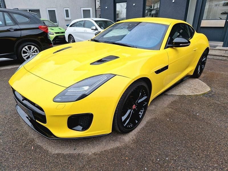Gebraucht Jaguar F-Type R-Dynamic 381 PS (280 kW) 2020 Gelb Coupé