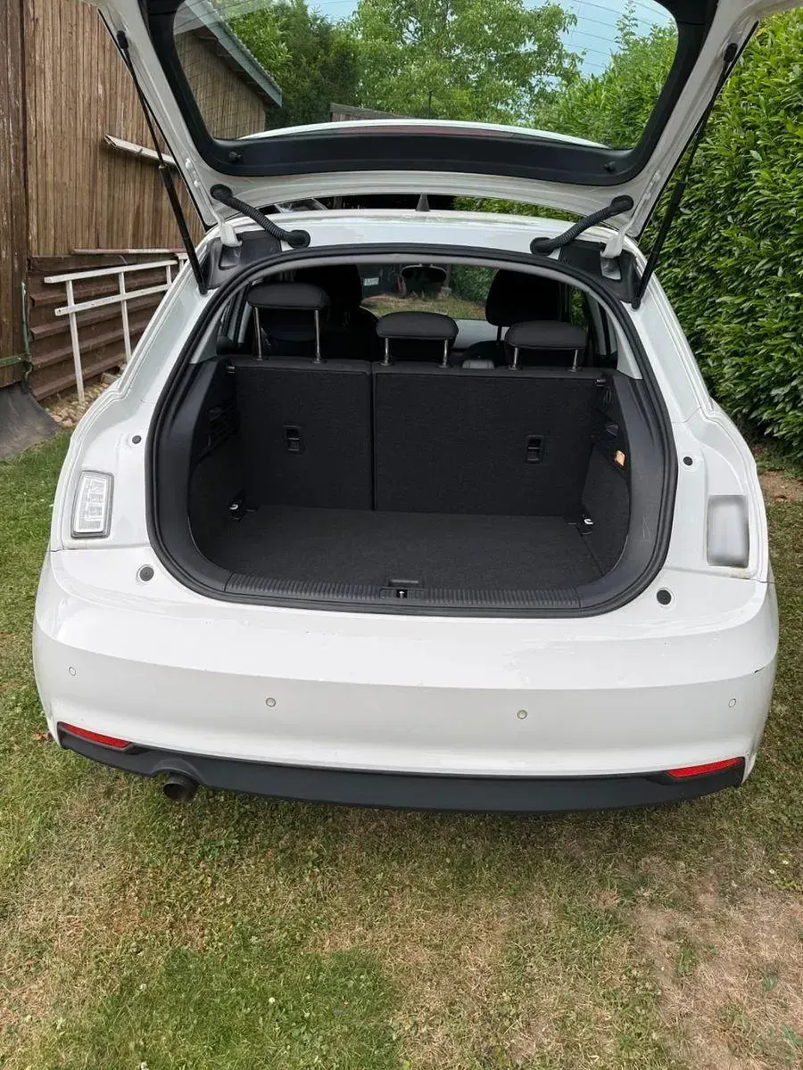 Gebraucht Audi A1 Sportback 95 PS (69 kW) 2015 Weiß Kleinwagen