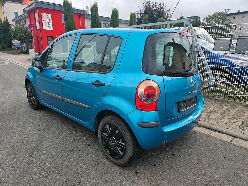 Gebraucht Renault Modus 75 PS (55 kW) 2005 Grün Van / Kleinbus