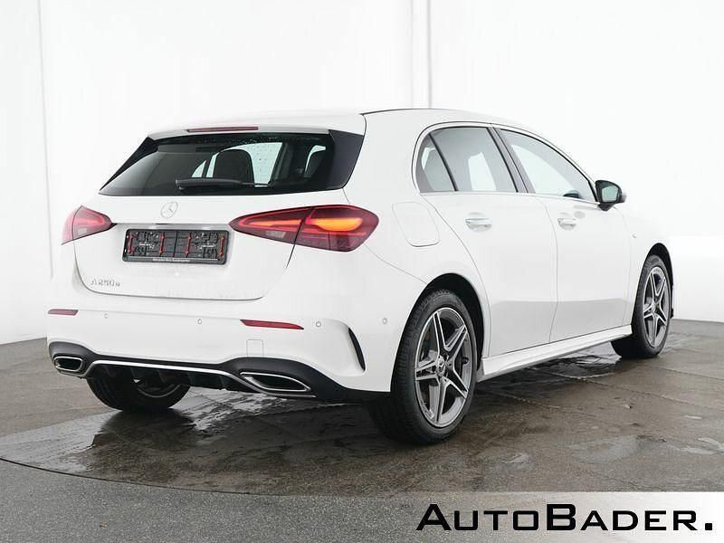 Gebraucht Mercedes A250 Advanced Plus 218 PS (160 kW) 2025 149 unilack polarweiß Limousine