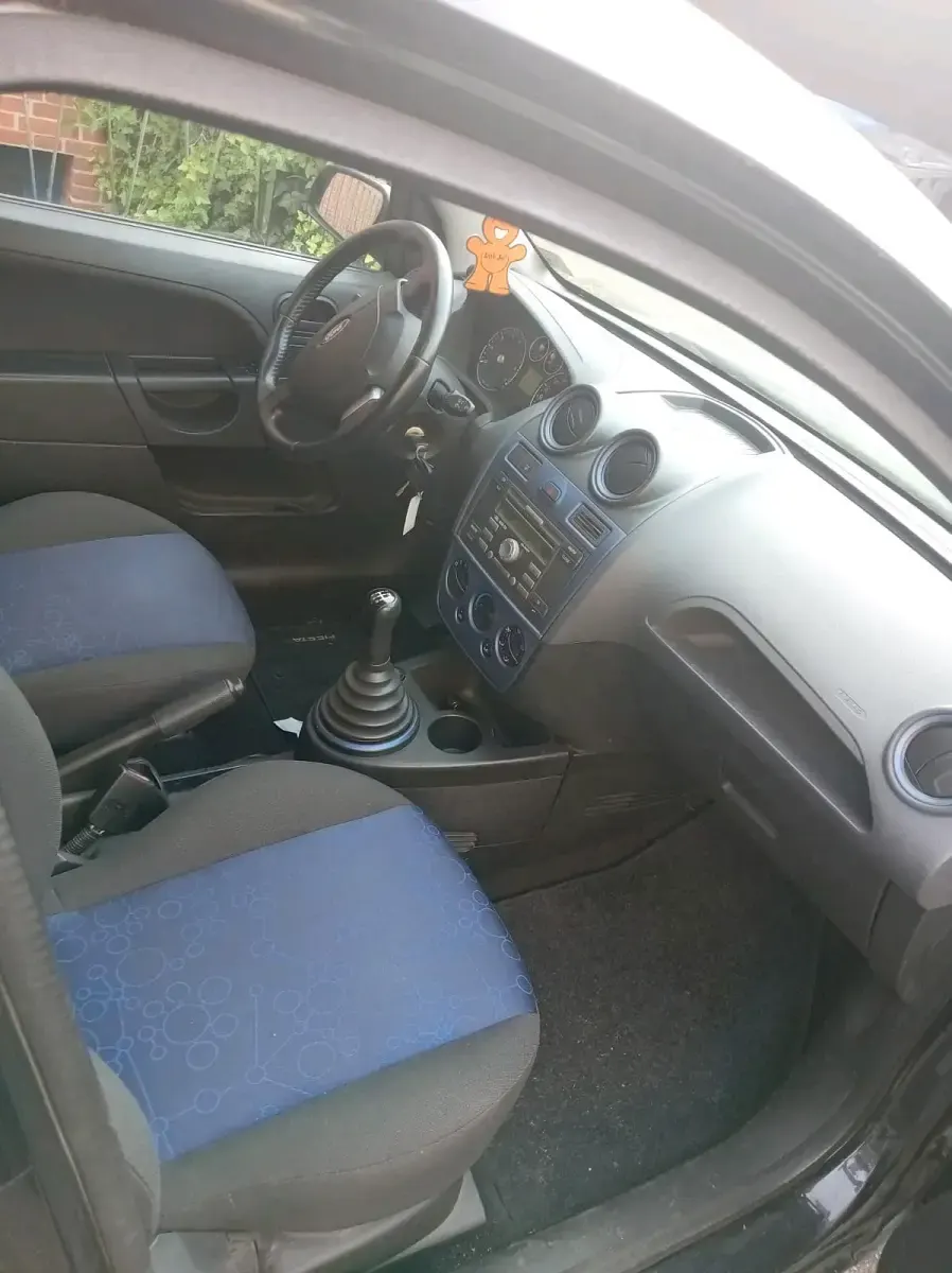 Gebraucht Ford Fiesta 69 PS (50 kW) 2007 Schwarz Kleinwagen