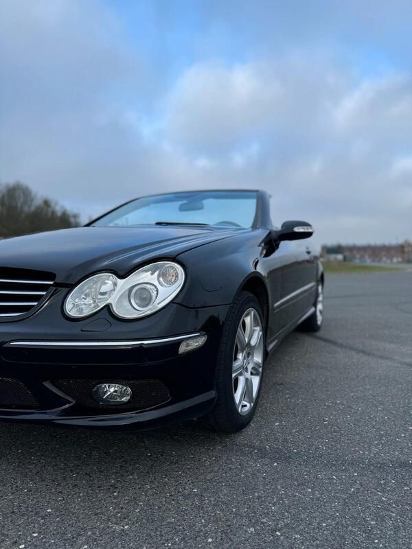 Schwarz Gebraucht 2004 Mercedes CLK500 AMG Cabrio | 7.500 € - Bild 1/4