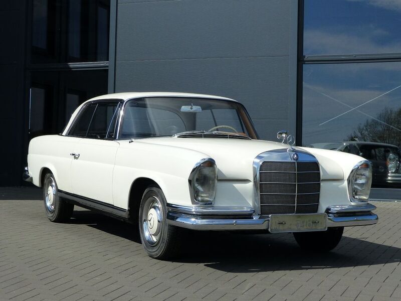 Weiß Gebraucht 1965 Mercedes W111 SE Coupé | 38.500 € - Bild 1/4