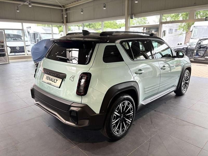 Gebraucht Renault 4 E-Tech Iconic 110 kW (150 PS) 2025 Schwarz SUV