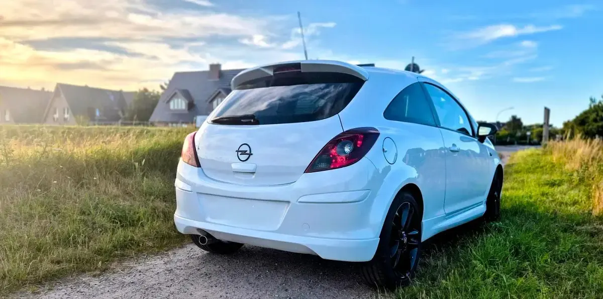 Gebraucht Opel Corsa OPC 90 PS (66 kW) 2009 Weiß Kleinwagen