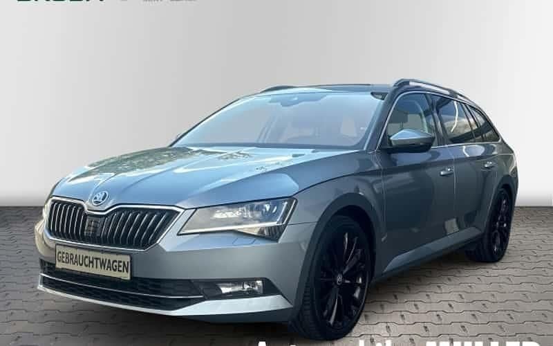 Grau Gebraucht 2017 Skoda Superb Style Kombi | 18.650 € (Fairer Preis) - Bild 1/4