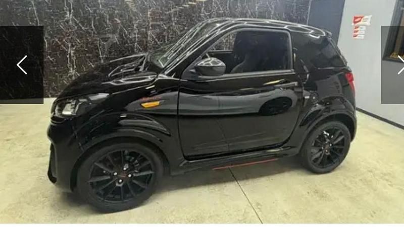 Schwarz Gebraucht 2024 Ligier JS50 Kleinwagen | 15.990 € (Fairer Preis) - Bild 1/4