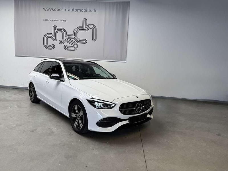Polarweiss Gebraucht 2021 Mercedes C220 Avantgarde Kombi | 29.790 € (Fairer Preis) - Bild 1/4