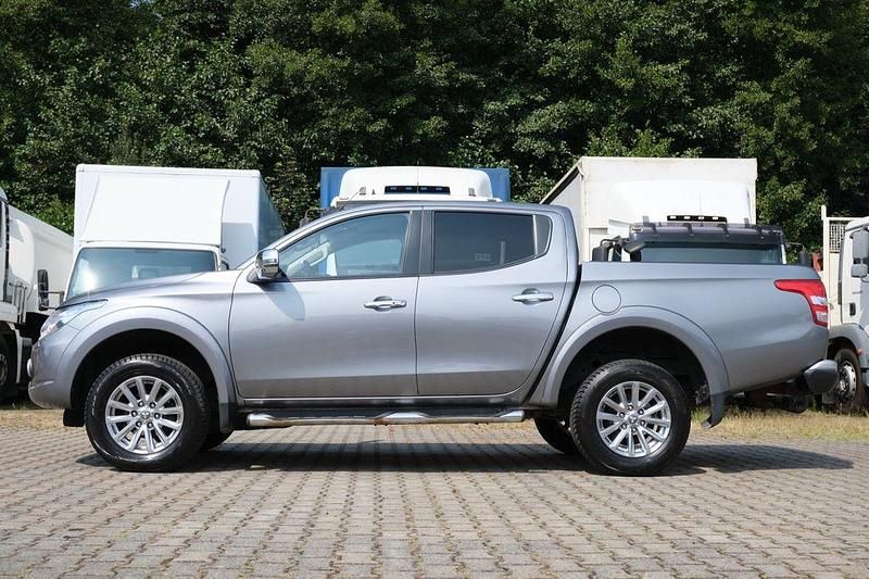 Gebraucht Mitsubishi L200 181 PS (133 kW) 2015 Grau Abholung
