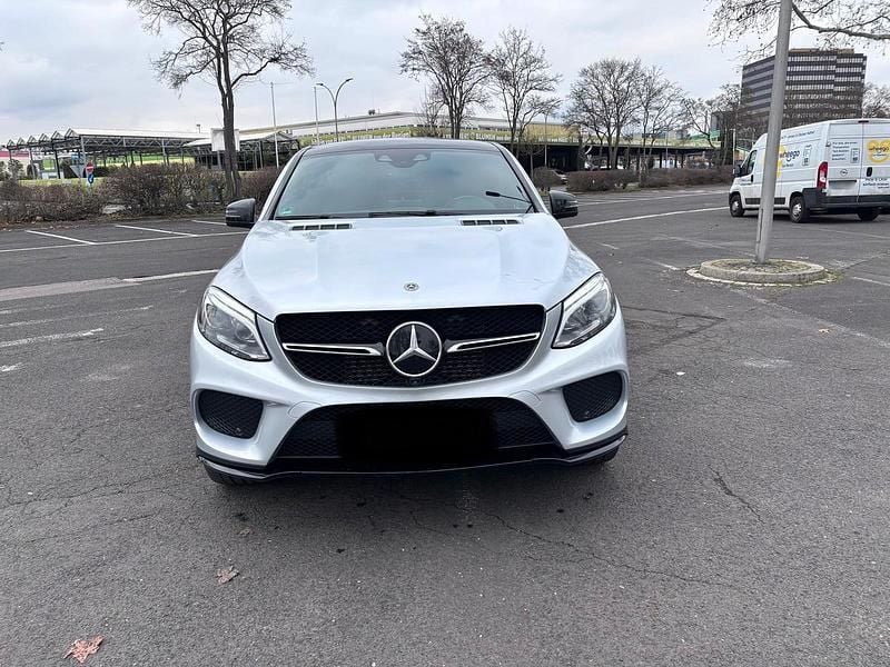 Gebraucht Mercedes GLE350 AMG line 258 PS (189 kW) 2019 Silber Coupé