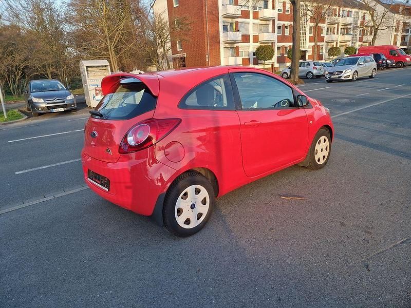 Gebraucht Ford Ka Trend 69 PS (50 kW) 2012 Rot Kleinwagen