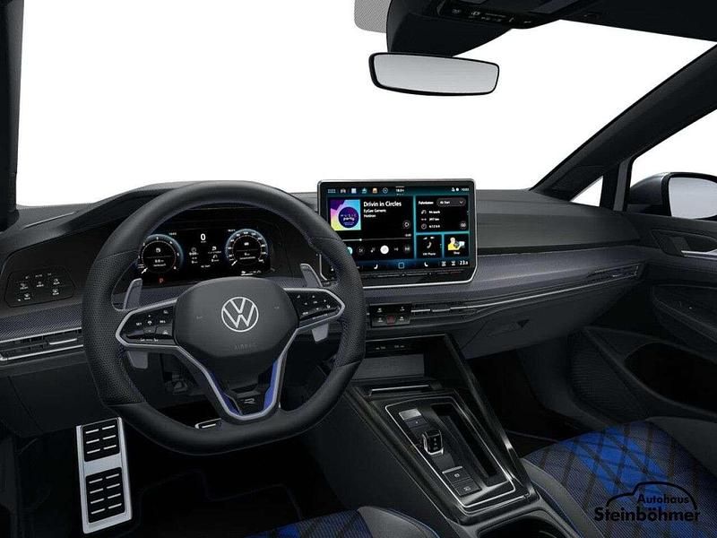 Neu VW Golf VIII R 333 PS (244 kW) 2026 Pure white Limousine