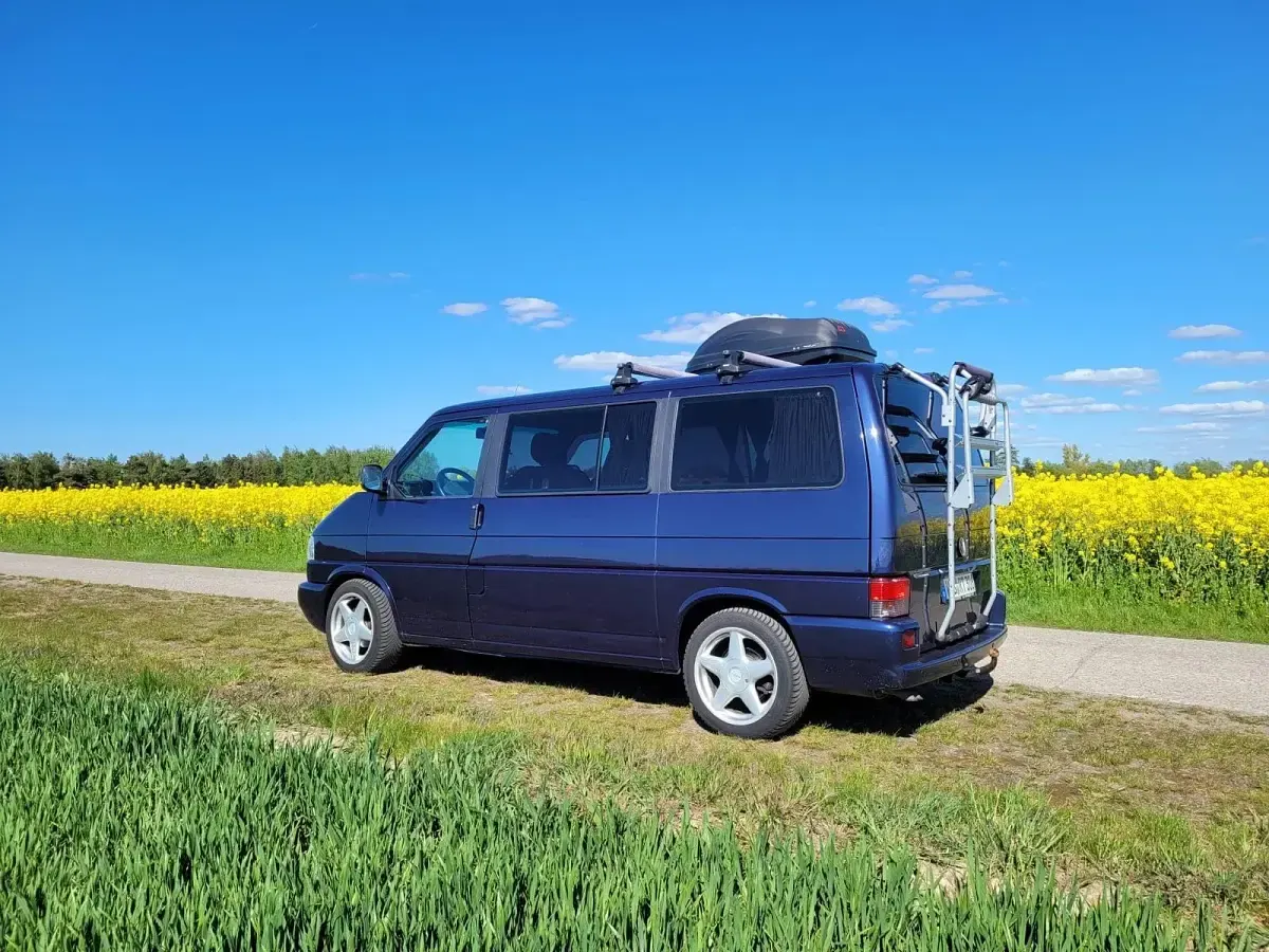 Gebraucht VW T4 102 PS (75 kW) 1996 Blau Van
