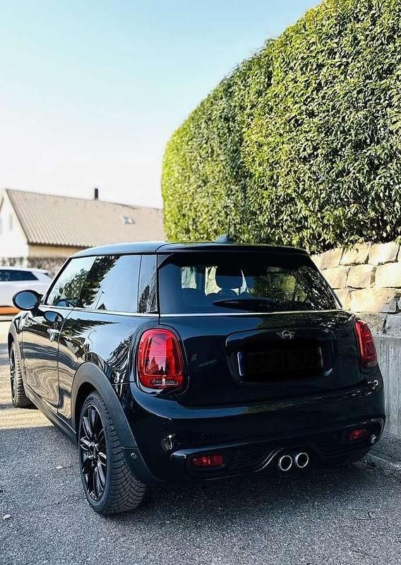 Gebraucht Mini Cooper S 192 PS (141 kW) 2019 Schwarz Kleinwagen