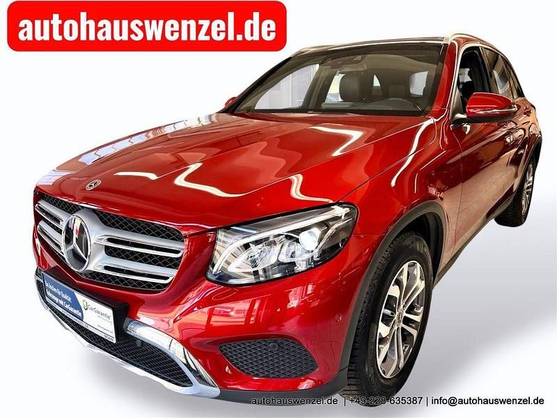 Gebraucht Mercedes GLC250 211 PS (155 kW) 2017 Hyazinthrot (metallic) SUV