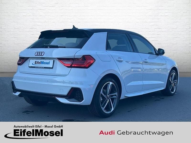 Neu Audi A1 Sportback S-Line 116 PS (85 kW) 2025 Weiß Kleinwagen