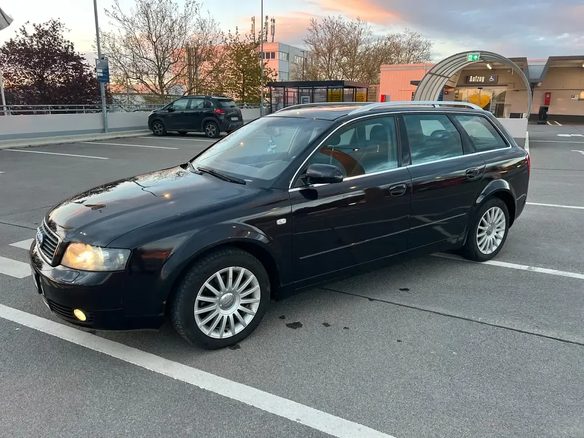 Gebraucht Audi A4 Comfort 131 PS (96 kW) 2004 Braun Kombi