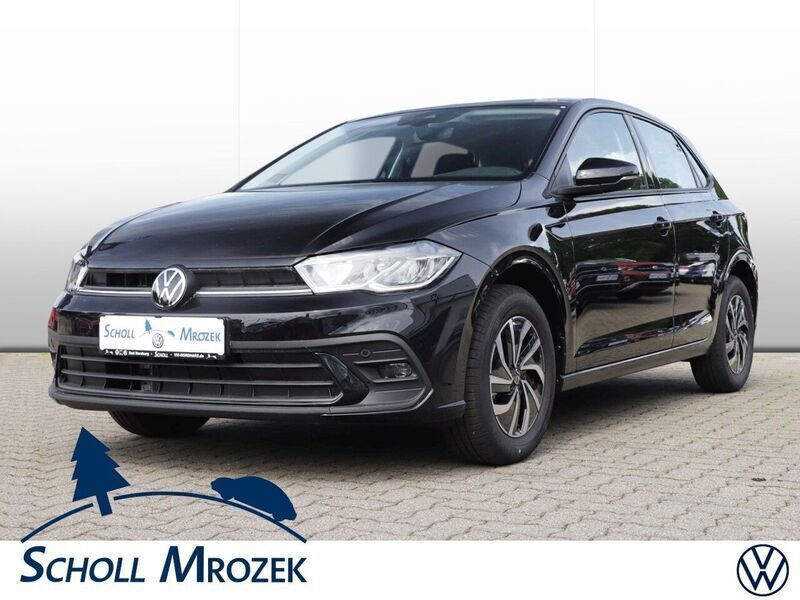 Schwarz Gebraucht 2023 VW Polo Life Limousine | 23.490 € (Teuer) - Bild 1/4