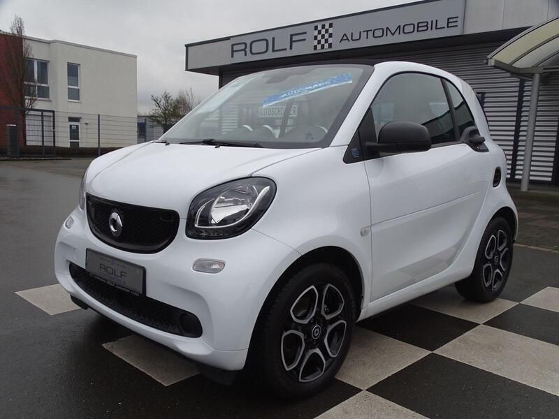 Weiß tridionsicherheitszelle weiss Gebraucht 2019 Smart ForTwo Electric Drive Limousine | 10.980 € (Etwas zu teuer) - Bild 1/4