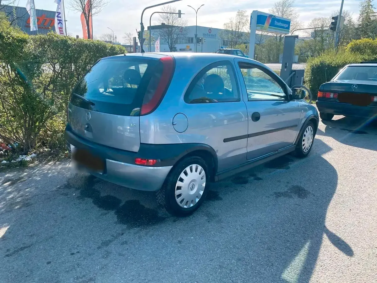 Gebraucht Opel Corsa 90 PS (66 kW) 2002 Grau Kleinwagen